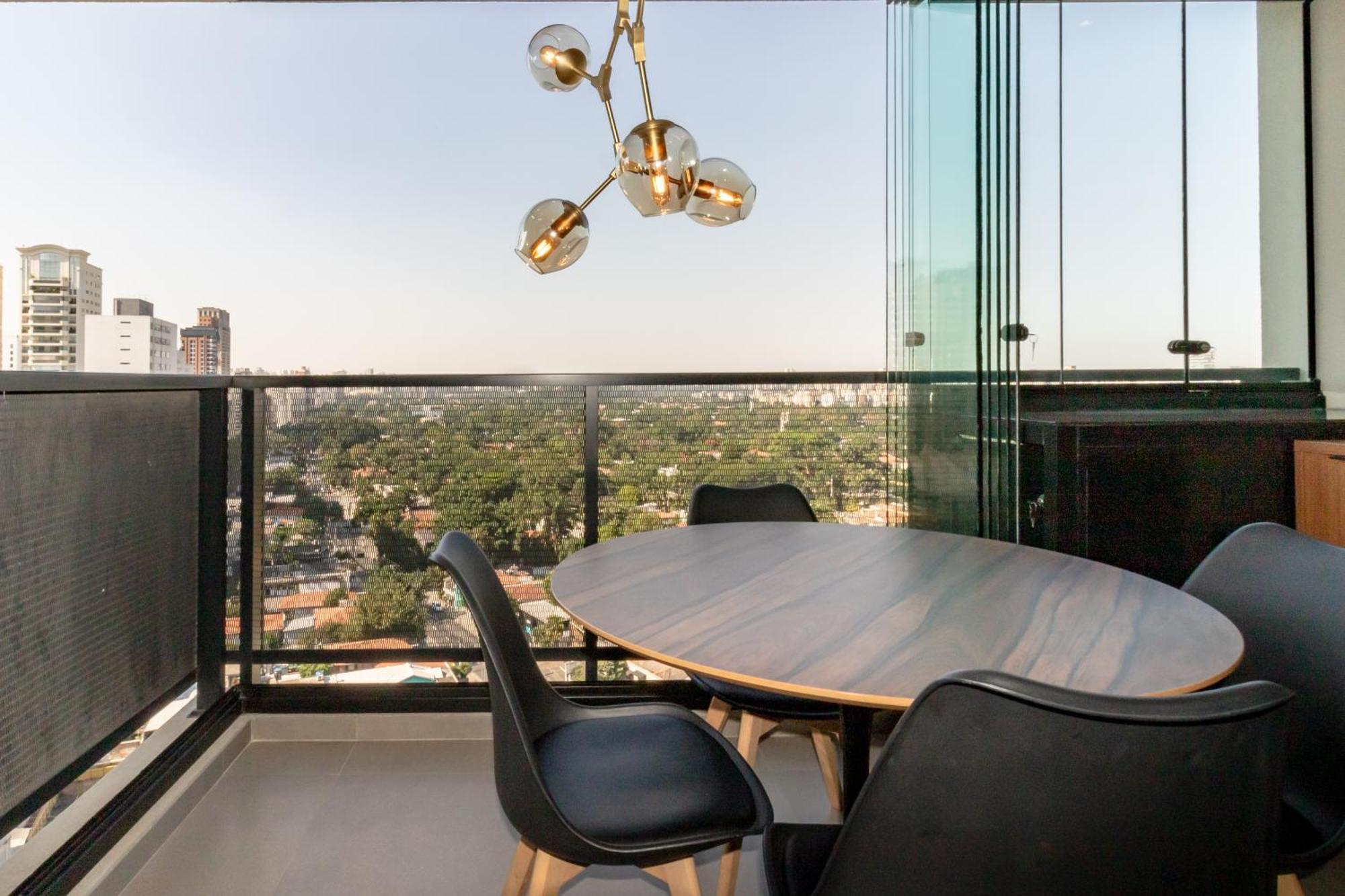 Charme Pinheiros E Jardins Com Piscina, Cama Queen Apartamento