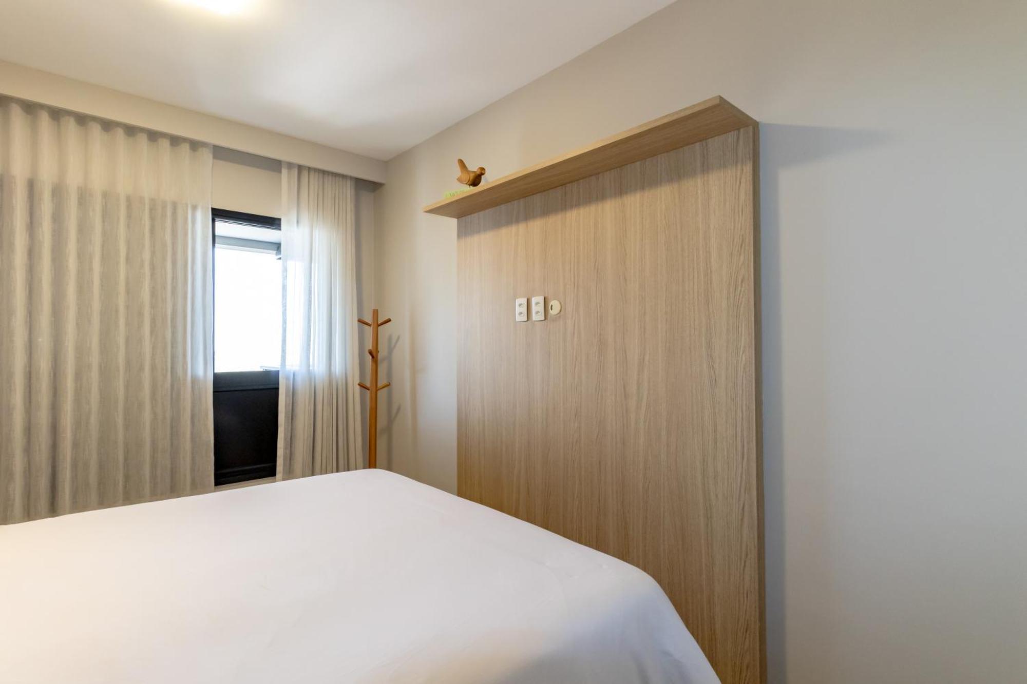 Apartamento Charme Pinheiros E Jardins Com Piscina, Cama Queen