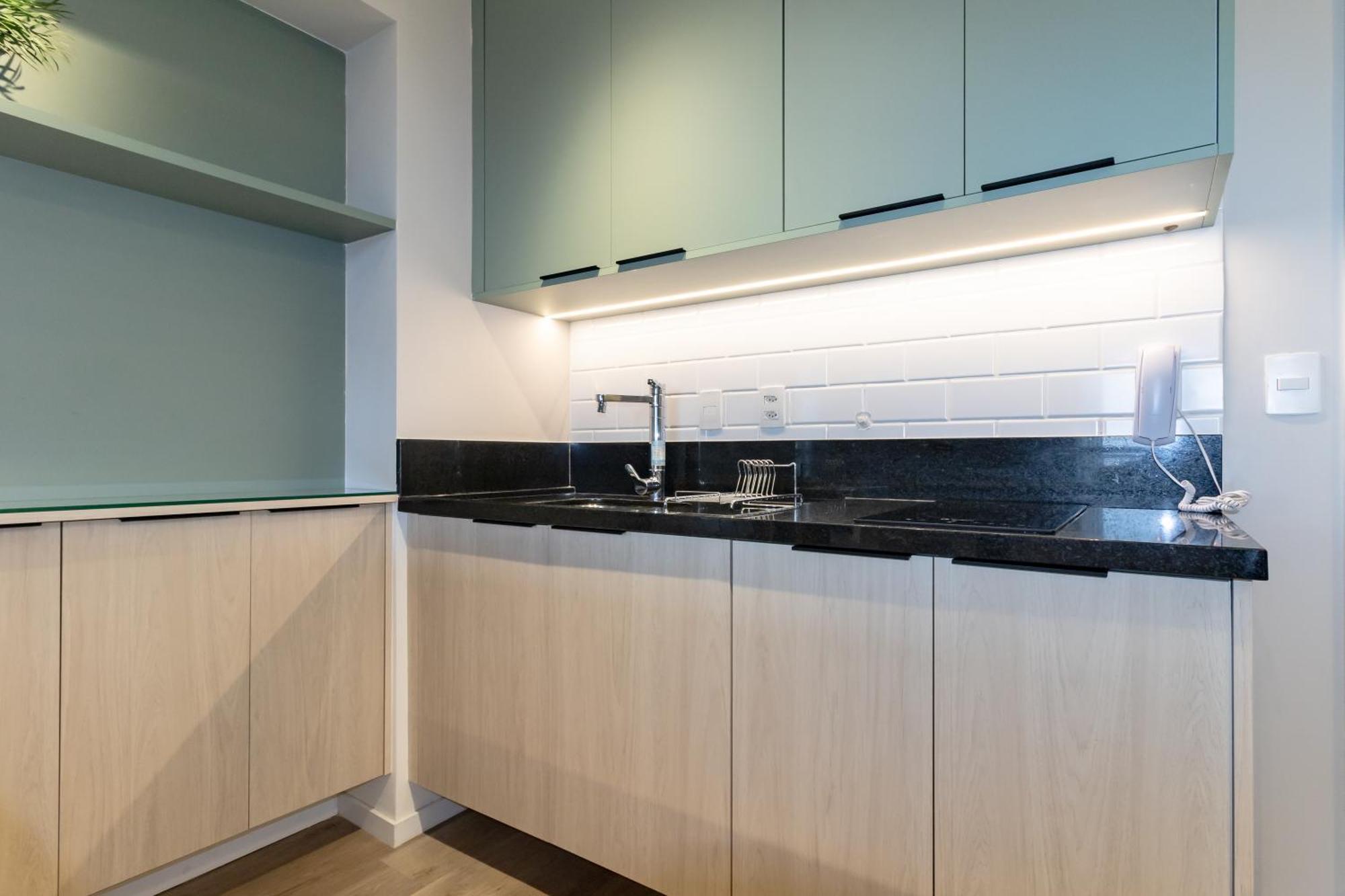 Charme Pinheiros E Jardins Com Piscina, Cama Queen Apartamento *